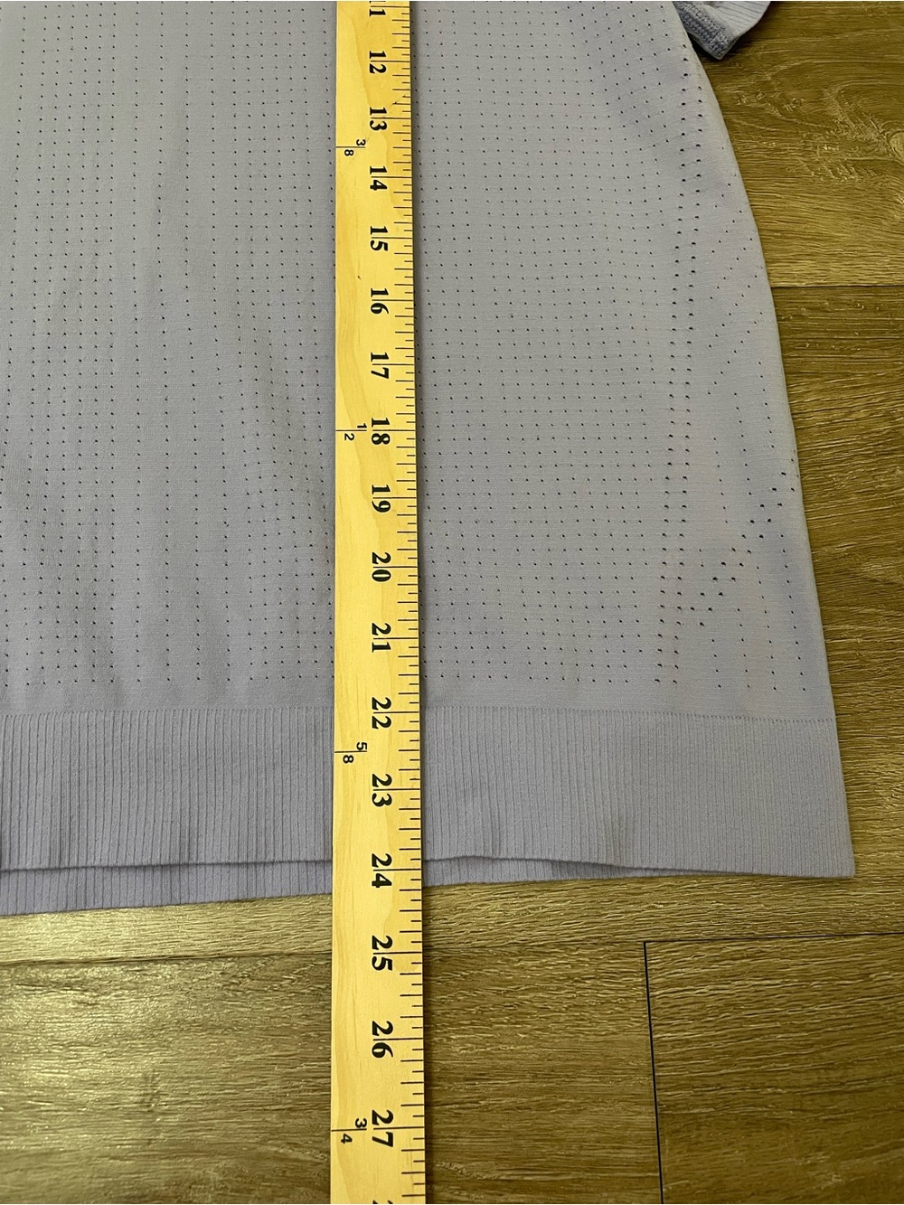 Athleta In Motion Seamless Tee Size M Periwinkle Blue Breathable Performance - Picture 6 of 7